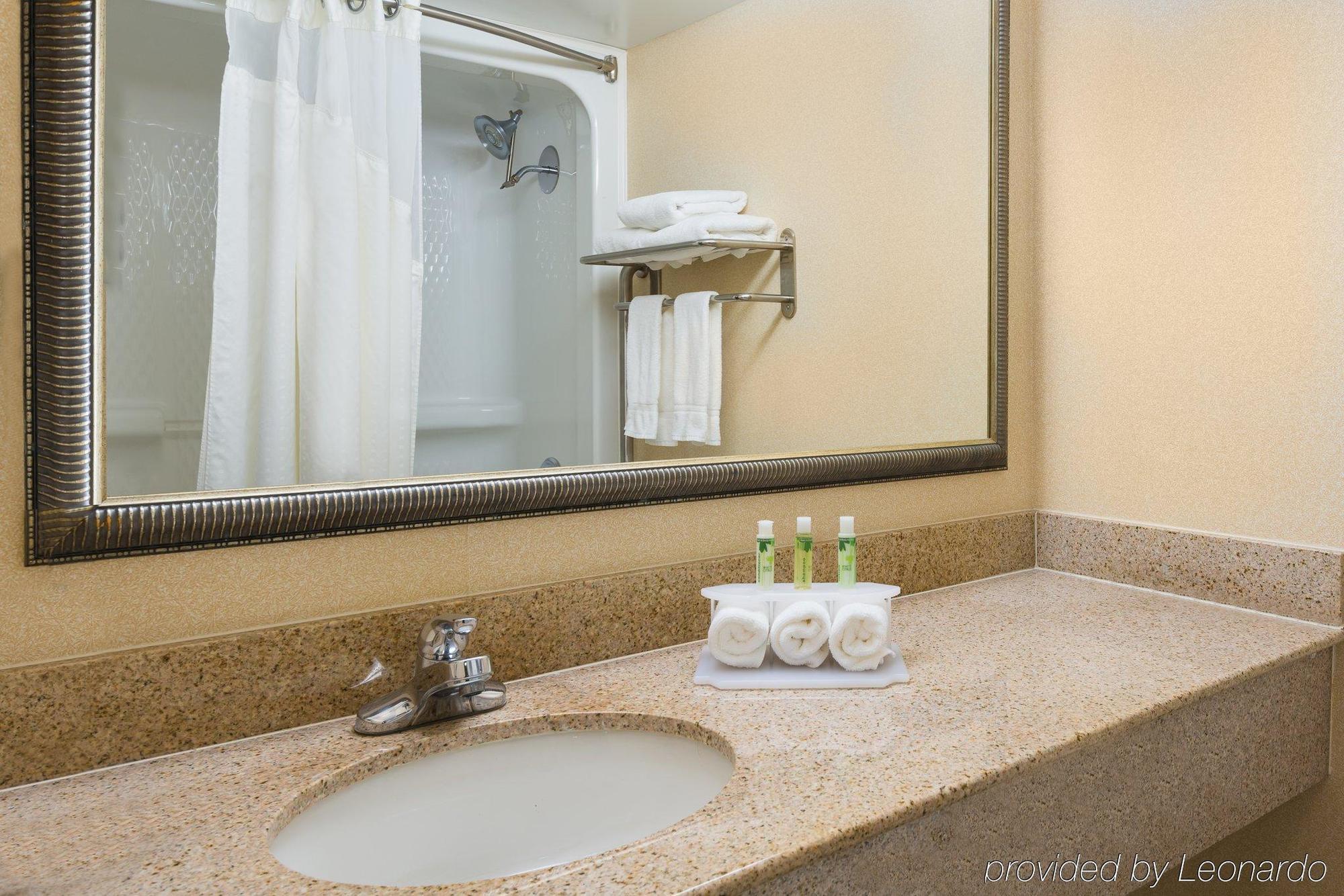 Holiday Inn Express Richmond-Mechanicsville By Ihg Eksteriør billede